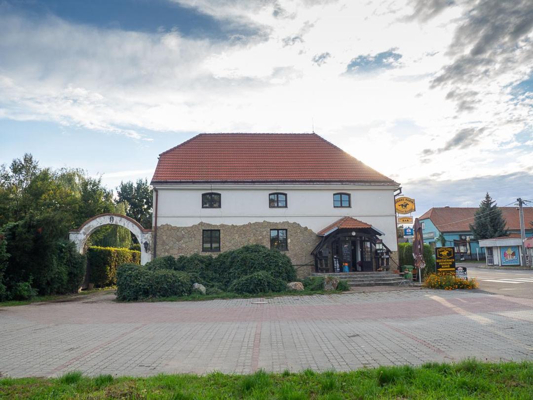 Penzion Horse Farm Lechovice Kültér fotó